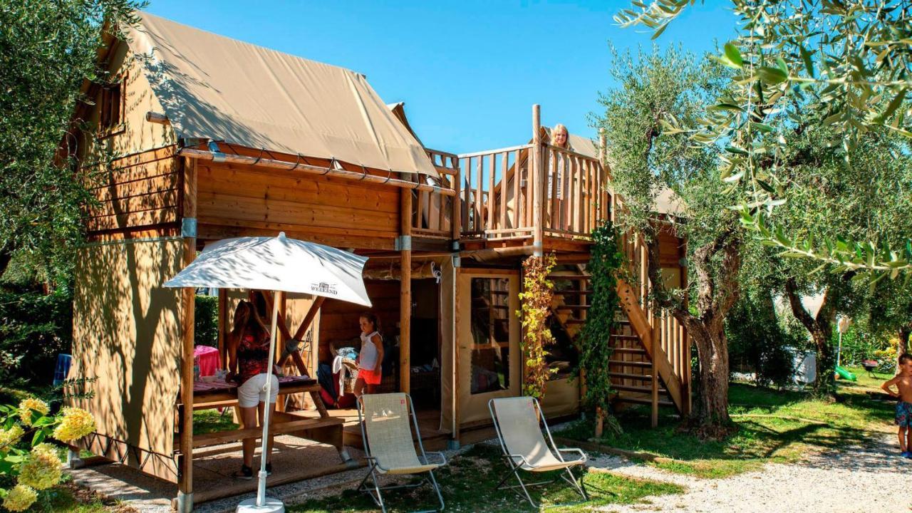 Vacanze Glamping Boutique San Felice del Benaco Eksteriør billede