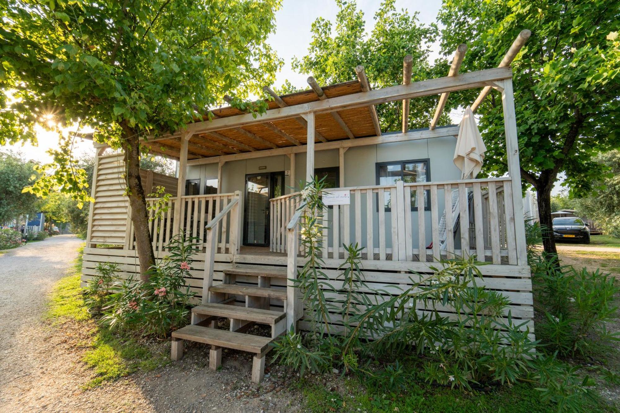Vacanze Glamping Boutique San Felice del Benaco Værelse billede