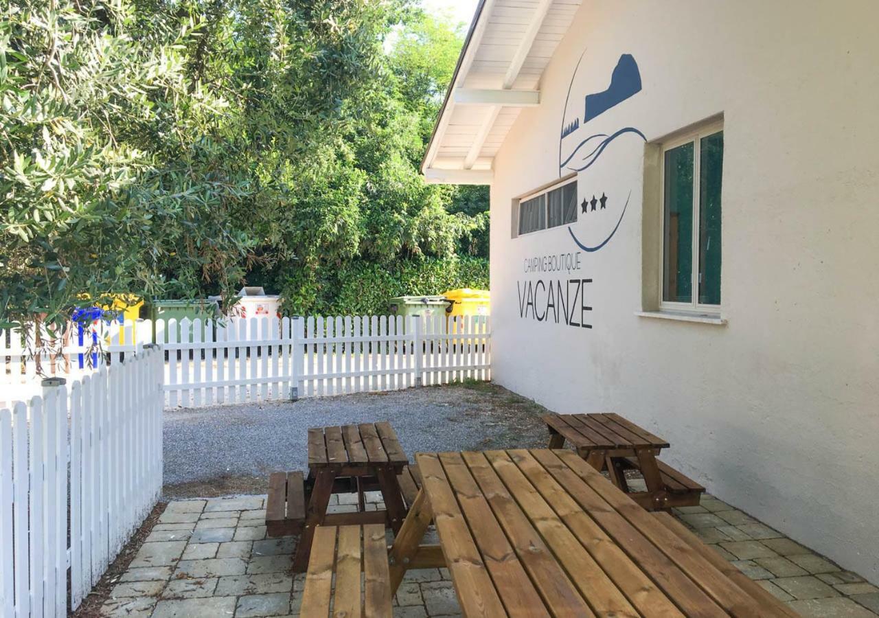 Vacanze Glamping Boutique San Felice del Benaco Eksteriør billede