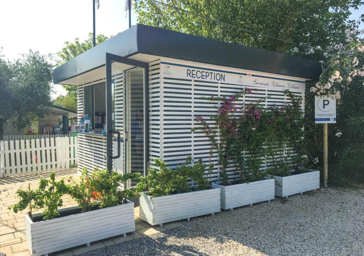 Vacanze Glamping Boutique San Felice del Benaco Eksteriør billede